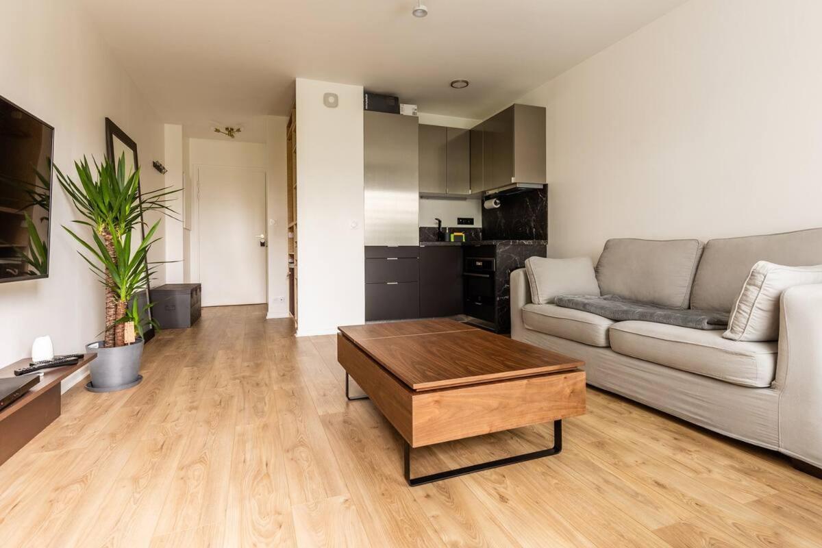 Superbe Studio à 2 Stations de Paris Centre Saint-Denis  Esterno foto